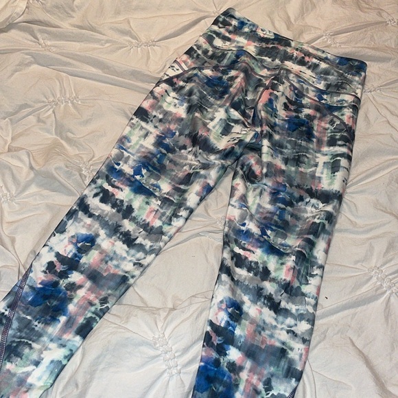 Freely / size medium - leggings - EUC - Picture 9 of 10